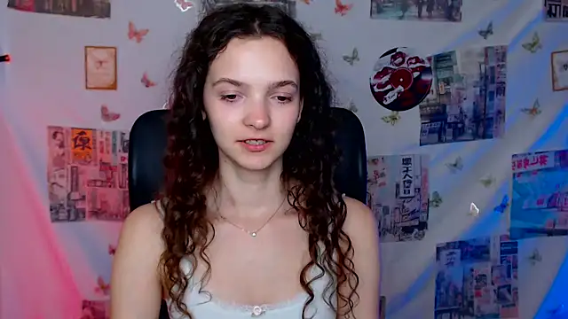 Snapshot of _SusieSu_ chatting on 05-20-26, 04:57 SusieSu online show from 05-20-26, 04:57