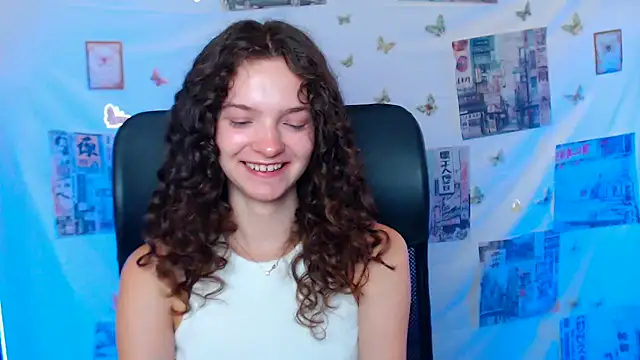  SusieSu  online show from 07-06-26, 12:24
