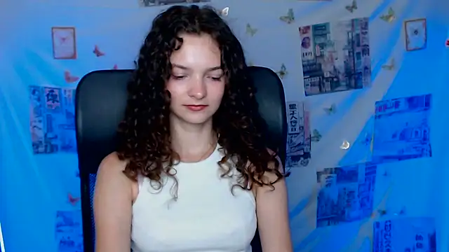  SusieSu  online show from 07-25-26, 06:00