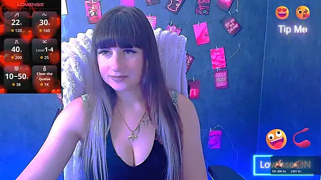 Snapshot of Violla_My chatting on 06-19-26, 05:45 Violla My online show from 06-19-26, 05:45