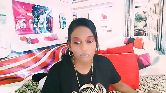 IndianLoveBug online show from 09-15-25, 05:24