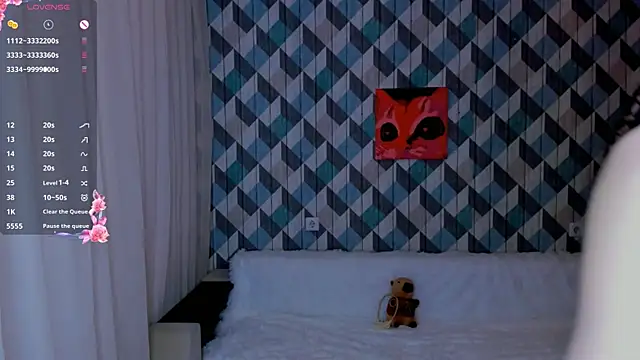 EvaBradley online show from 12-26-24, 06:54