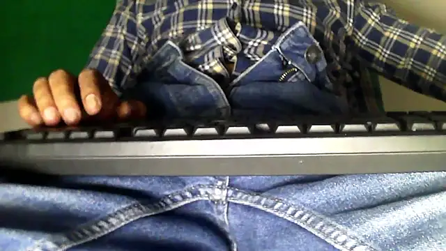 Snapshot of GO_LALA chatting on 03-20-25, 10:54 GO LALA online show from 03-20-25, 10:54