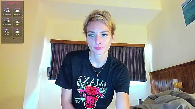 Snapshot of Sailor_m000 chatting on 12-06-24, 07:21 Sailor m000 online show from 12-06-24, 07:21