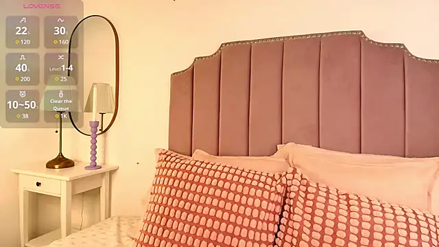 Snapshot of Eva_depp chatting on 12-19-24, 11:18 Eva depp online show from 12-19-24, 11:18