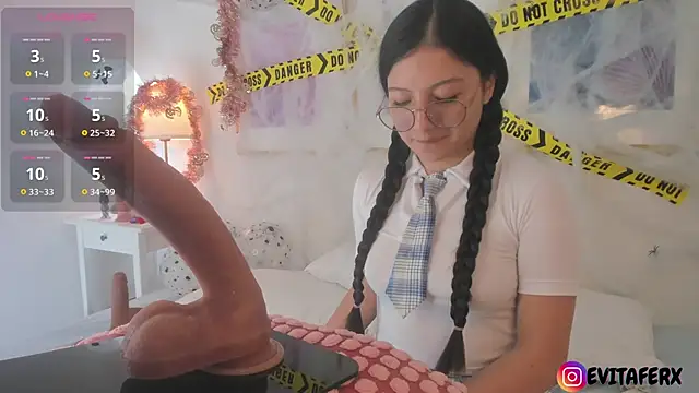 Snapshot of Eva_depp chatting on 11-01-25, 03:36 Eva depp online show from 11-01-25, 03:36