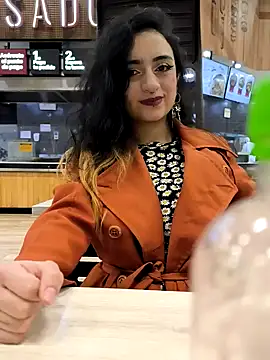 Snapshot of Lila_Desiree chatting on 12-30-24, 01:26 Lila Desiree online show from 12-30-24, 01:26