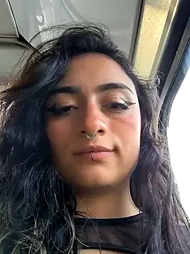 Snapshot of Lila_Desiree chatting on 01-25-25, 10:28 Lila Desiree online show from 01-25-25, 10:28