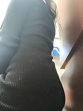 Snapshot of Lila_Desiree chatting on 09-08-25, 05:23 Lila Desiree online show from 09-08-25, 05:23