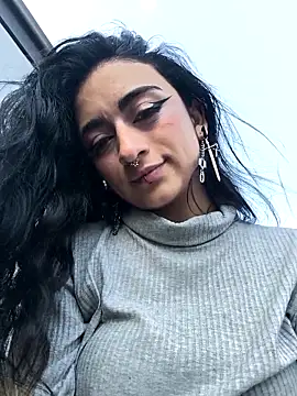 Snapshot of Lila_Desiree chatting on 09-20-25, 09:05 Lila Desiree online show from 09-20-25, 09:05