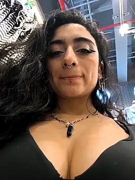 Snapshot of Lila_Desiree chatting on 10-18-25, 03:35 Lila Desiree online show from 10-18-25, 03:35