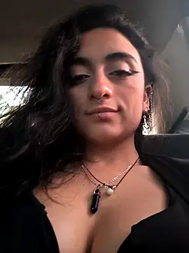 Snapshot of Lila_Desiree chatting on 10-19-25, 10:21 Lila Desiree online show from 10-19-25, 10:21