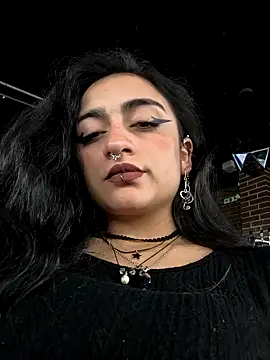 Snapshot of Lila_Desiree chatting on 10-27-25, 04:22 Lila Desiree online show from 10-27-25, 04:22