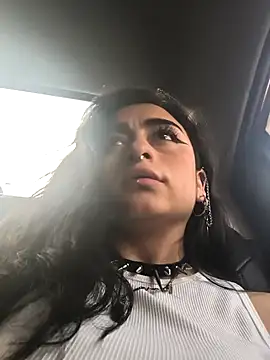 Snapshot of Lila_Desiree chatting on 11-11-25, 09:26 Lila Desiree online show from 11-11-25, 09:26