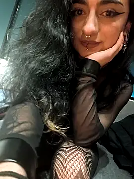 Lila Desiree online show from 12-19-25, 01:12