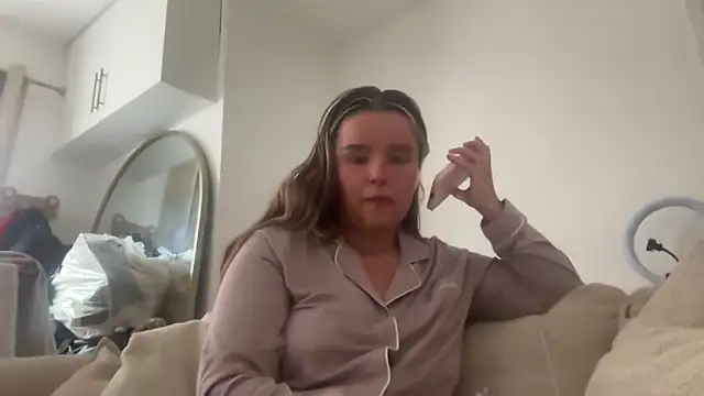 maisiesmithx online show from 09-22-25, 11:34