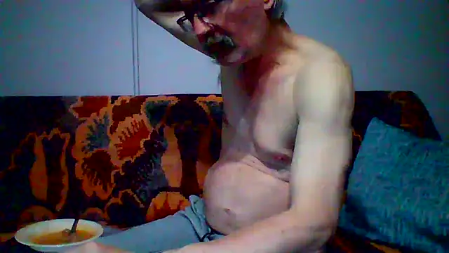 Snapshot of loverboyxxx69 chatting on 04-24-26, 06:54 loverboyxxx69 online show from 04-24-26, 06:54