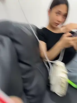 Snapshot of dafei108655 chatting on 04-05-26, 12:57 dafei108655 online show from 04-05-26, 12:57