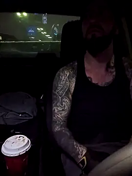 Snapshot of Beardedtattood chatting on 02-15-25, 11:28 Beardedtattood online show from 02-15-25, 11:28