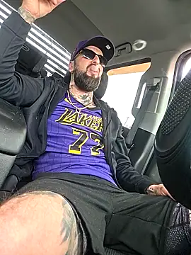 Beardedtattood online show from 11-06-25, 02:51