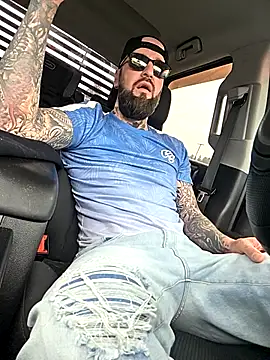 Beardedtattood online show from 11-15-25, 02:57