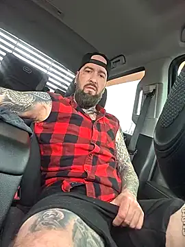 Beardedtattood online show from 11-23-25, 01:33