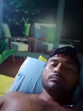 Snapshot of Diogo100 chatting on 11-09-25, 04:44 Diogo100 online show from 11-09-25, 04:44