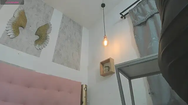 zhamira 21 online show from 10-18-25, 10:43