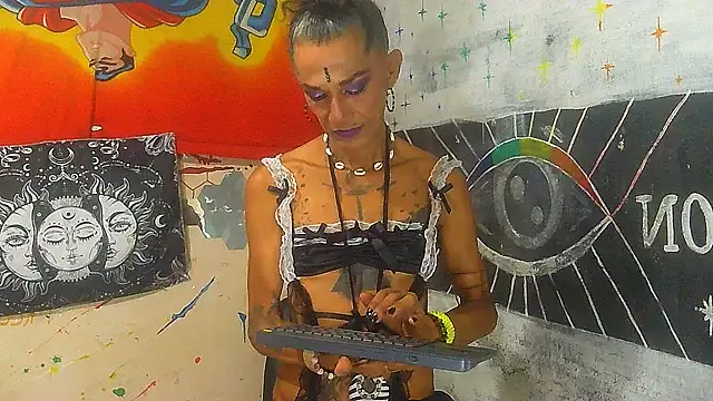 Snapshot of Lobaveterana_sex chatting on 11-06-25, 03:40 Lobaveterana sex online show from 11-06-25, 03:40