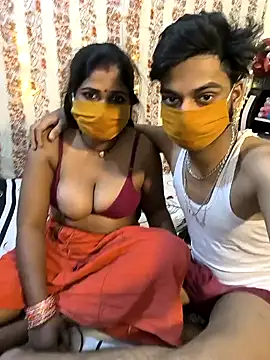Indian Lust Couple online show from 12-14-24, 08:51