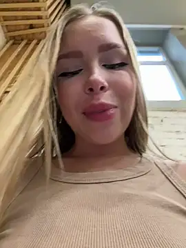 mur girl online show from 12-07-24, 10:23