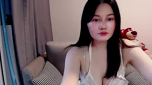 Snapshot of Little-sweet chatting on 02-19-25, 04:44 Little-sweet online show from 02-19-25, 04:44