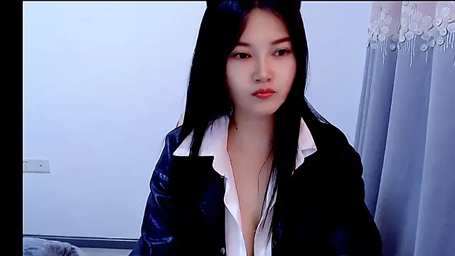 Snapshot of Little-sweet chatting on 11-01-25, 12:34 Little-sweet online show from 11-01-25, 12:34