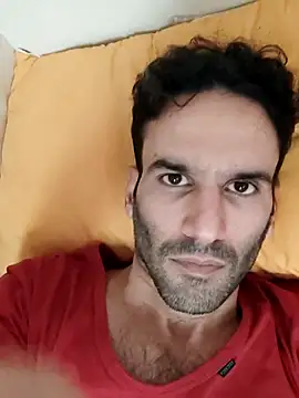 Snapshot of Tangool chatting on 10-31-25, 02:18 Tangool online show from 10-31-25, 02:18