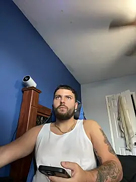 Snapshot of MasterKvn chatting on 01-08-25, 09:01 MasterKvn online show from 01-08-25, 09:01