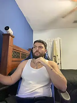 Snapshot of MasterKvn chatting on 01-12-25, 07:43 MasterKvn online show from 01-12-25, 07:43