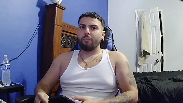 Snapshot of MasterKvn chatting on 02-02-25, 05:42 MasterKvn online show from 02-02-25, 05:42