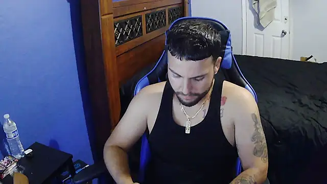 Snapshot of MasterKvn chatting on 10-28-25, 08:51 MasterKvn online show from 10-28-25, 08:51