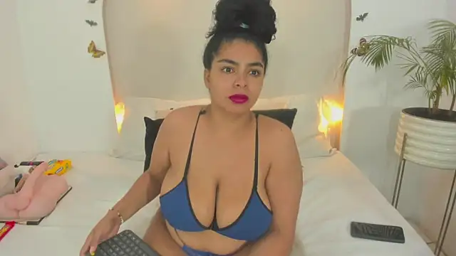 Sofii Cooper1 online show from 11-14-25, 04:22