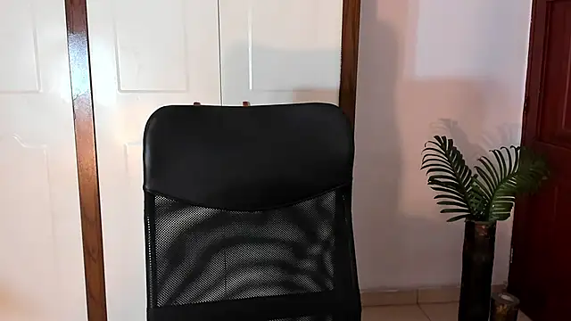 conielaurenth online show from 09-23-25, 05:21