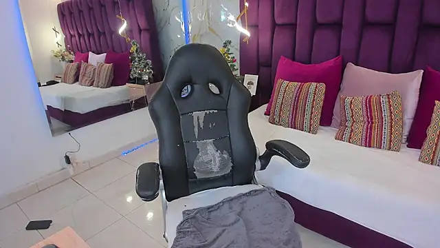 Snapshot of ela_beli chatting on 11-27-25, 11:40 ela beli online show from 11-27-25, 11:40