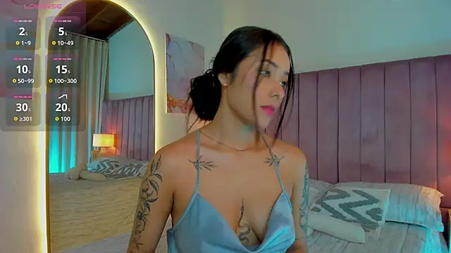 SweetGirl       online show from 11-15-25, 12:56