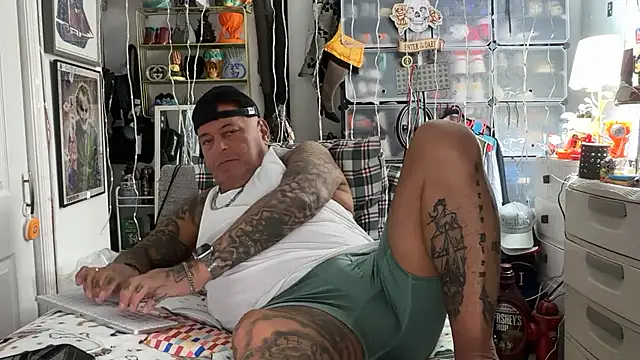 joeytatts66 online show from 11-29-25, 03:09