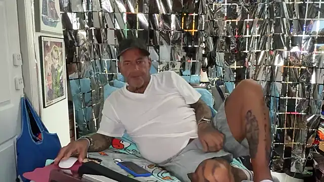 joeytatts66 online show from 04-04-26, 01:48