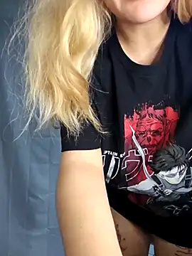 Snapshot of sadnessgyall chatting on 02-28-25, 05:48 sadnessgyall online show from 02-28-25, 05:48