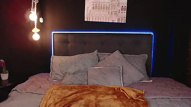 Snapshot of MIA_YOURHOTTIE chatting on 12-08-24, 01:24 MIA YOURHOTTIE online show from 12-08-24, 01:24