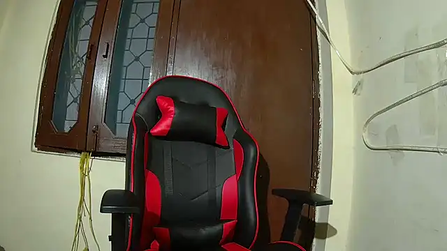 Snapshot of callmeshreya chatting on 02-11-26, 07:35 callmeshreya online show from 02-11-26, 07:35