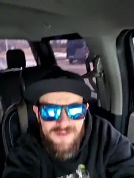 Spunwhiteboy1992 online show from 02-14-26, 02:47