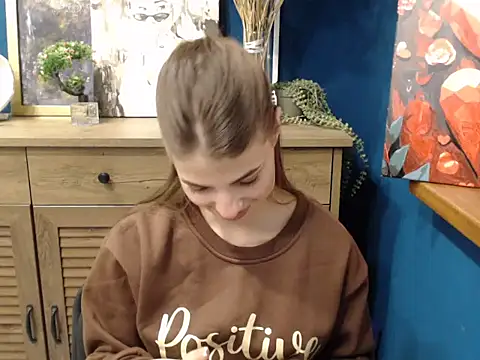 felicity gold online show from 11-18-25, 07:24