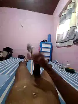 Snapshot of Pathirajasenerath chatting on 04-06-26, 03:26 Pathirajasenerath online show from 04-06-26, 03:26